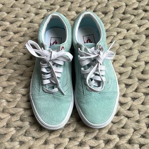 Specialty “Chicago” vans